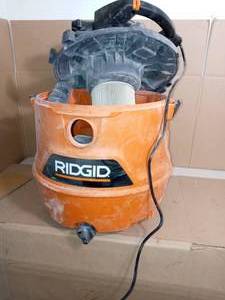 16 Gal. 6.5-Peak HP NXT WetDry Shop Vacuum by RIDGID- used