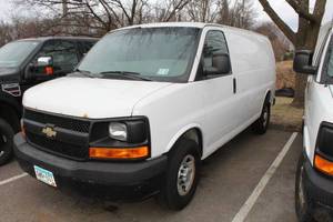 lot 250 image: 2011 Chevrolet 2500 Express 3-Door Cargo Van
