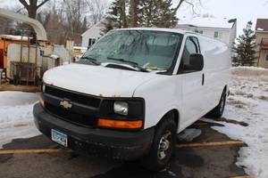 lot 251A image: 2010 Chevrolet 2500 Express 3-Door Cargo Van