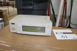 lot 61 image: Nellcor Puritan Bennett Pulse Oximeter NPB-195