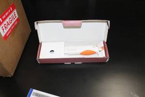 lot 259 image: Globe Scientific Inc. Diamond Pro High Performance Pipettor (in box)