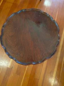 Mersman #7444 Pie Crust Table