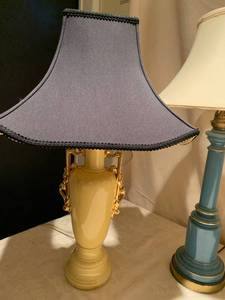 Set of 4 colorful gold trimmed lamps