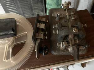 Lot of OLD Electronics