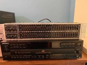 Lot of 4 Electronic Items