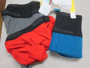 lot 39 image: 5 pr Mens Medium Boxer Briefs...