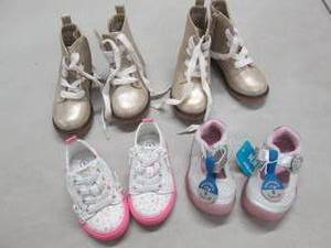 lot 83 image: Size 4,5,7 & 8 Toddler Shoes...
