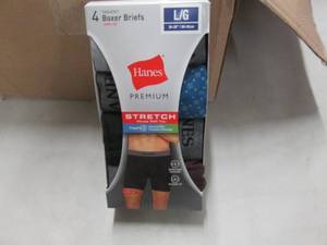 lot 125 image: 4 pr Hanes Premium Large Boxer Brie...
