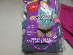 lot 129 image: 10 pk Hanes Ladies Size 5 Bikini Pa...