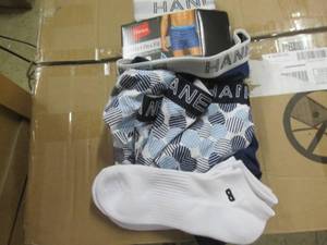 lot 143 image: 3 pr Hanes Large Mens Boxer Briefs...