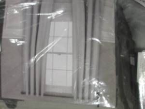 lot 150 image: 2 Lush Dcor Insulated Grommet Bla...