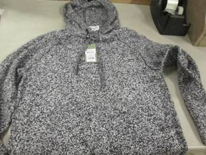 lot 154 image: Mens Medium Goodfellow Hooded Swea...