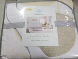 lot 186 image: 4 pc Nursery Crib Set...