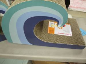 lot 188 image: Cat Wave Scratcher...