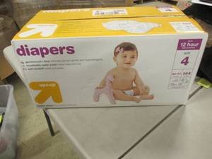 lot 208 image: 144 Ct Up & Up Size 4 Diapers...