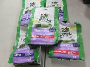 lot 213 image: 5 pks Greenies Dental Treats...