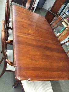 Vintage Dining Room Table w Eight Chairs
