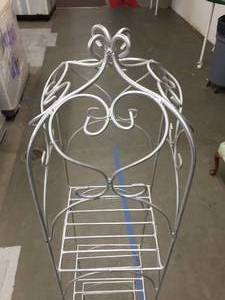 Silver Wire 4 Shelf Stand