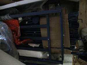 lot 69 image: Kimball kids Blue Metal Twin Bunk B...