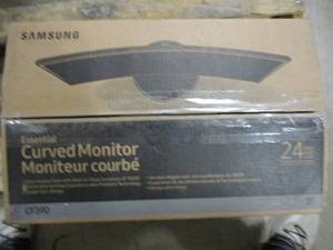 lot 85 image: Samsung 24 Curved Monitor new in ...
