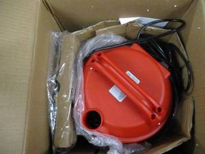 lot 99 image: Truett 5 Gal Wetdry Vacuum with Bl...