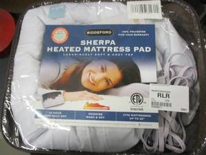 lot 255 image: Biddeford Sherpa Heated Mattress Pa...