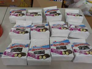 lot 136 image: Hostess Donettes Frosted Mini Donu...