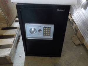 lot 94 image: Stalwart Black Safe new...