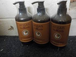 lot 244 image: 3 - 10.1 Argan Diabella Shampoo and...