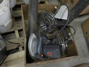 lot 324 image: Lot of Tools...