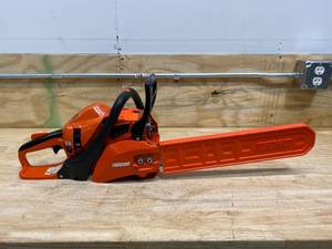 lot 50 image: ECHO 16 in. 34 cc Gas 2-Stroke Cycle Chainsaw