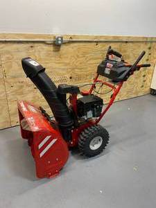 lot 2 image: TROY-BILT Storm 2620 208cc 26-in Two-Stage Electric Start Gas Snow Blower with Headlight