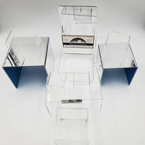 lot 013 image: Plexiglass Jewelry Display Stands
