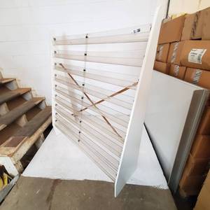 lot 078A image: Wooden and Plexi-Glass Card Display Rack
