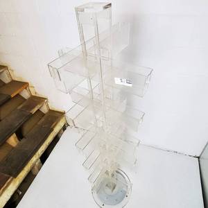 lot 093 image: Clear Solutions Spinning Clear Solutions Plexi-Glass Card Rack