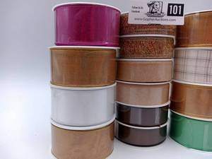 lot 101 image: The Giftwrap Company Fashion Ribbon Bundle