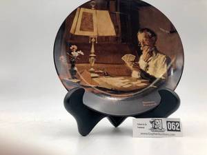 lot 062 image: Norman Rockwell- Old Man Playing Solitaire-Very Rare GE Lighting Collection Plate (Valued  $40)