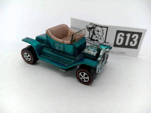 lot 1-613 image: Vintage 1968 Redline Hot Wheels Hot Heap (Value  115)