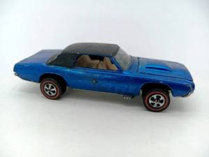 lot 1-614 image: Vintage 1968 Redline Hot Wheels Custom T-Bird (Value  $120)