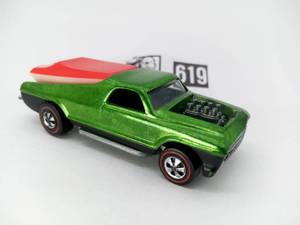 lot 1-619 image: Vintage 1970 Redline Hot Wheel Seasider (Value  $250)