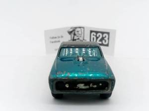 lot 1-623 image: Vintage 1968 Redline Hot Wheels Custom Fleetside