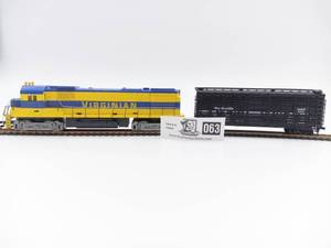 lot 063 image: Tyco Diesel Locomotive Virginian & Stock Car