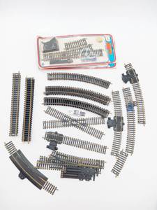 lot 078 image: Left Hand Remote Control Switch and Tracks