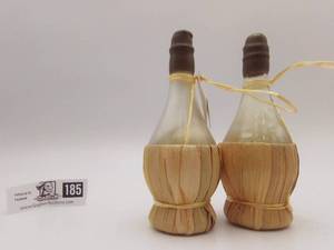 lot 185 image: 4 Assorted Large Chianti Cashmere Company Straw Soap Bottles, Brand New