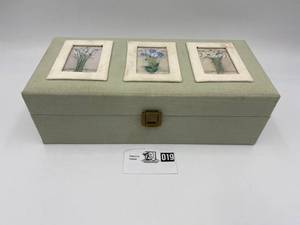 lot 019 image: Floral Custom Stationery Bundle, New in Boxes