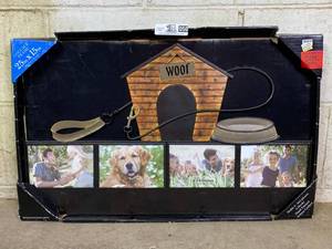 lot 050 image: Pet Frame Bundle, New In Original Packaging