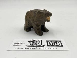lot 058 image: Jungle Animal Figurines