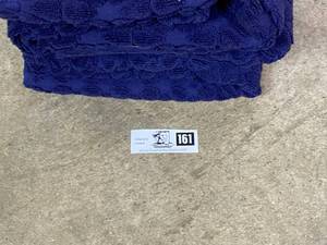 lot 161 image: Assorted Towels
