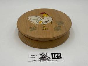 lot 169 image: Rooster Bundle