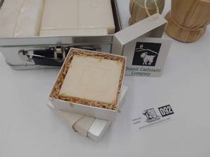 lot 092 image: Chianti Cashmere Company Soap, Brand New